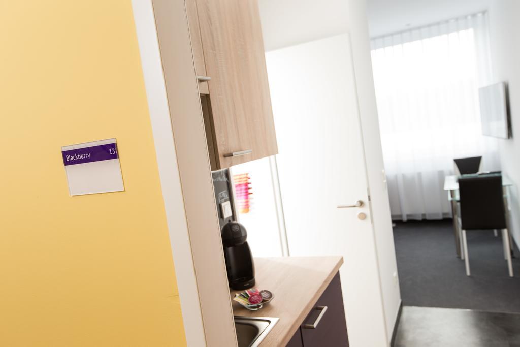 Design Sleepy Cologne Aparthotel Exterior photo